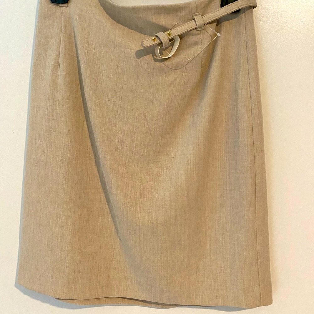 H&M Beige Pencil Skirt Size 6